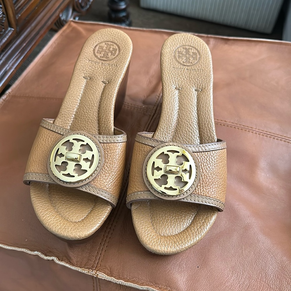 Tory Burch wedges platform